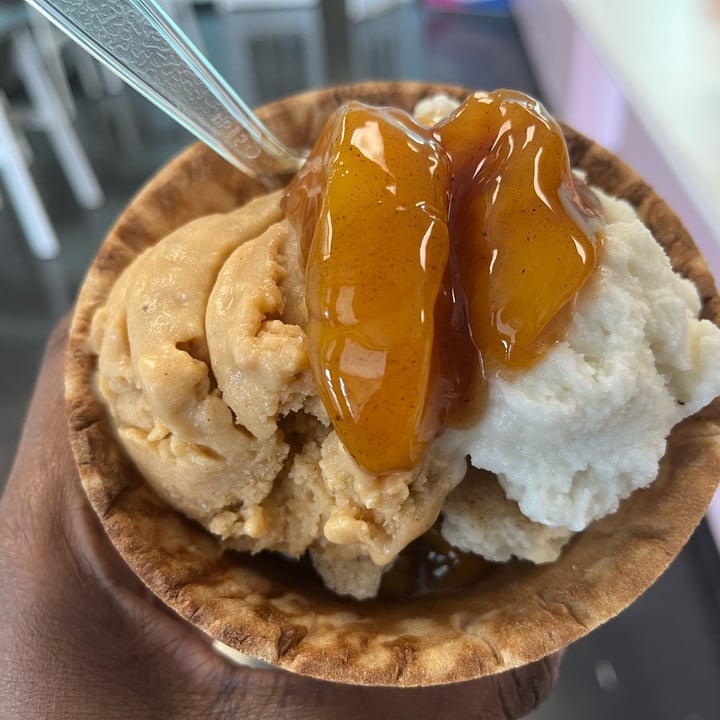 review photo of Vegan meltz Vegan Foodie Soul shared by @motherofeden on 13 May 2022 - review