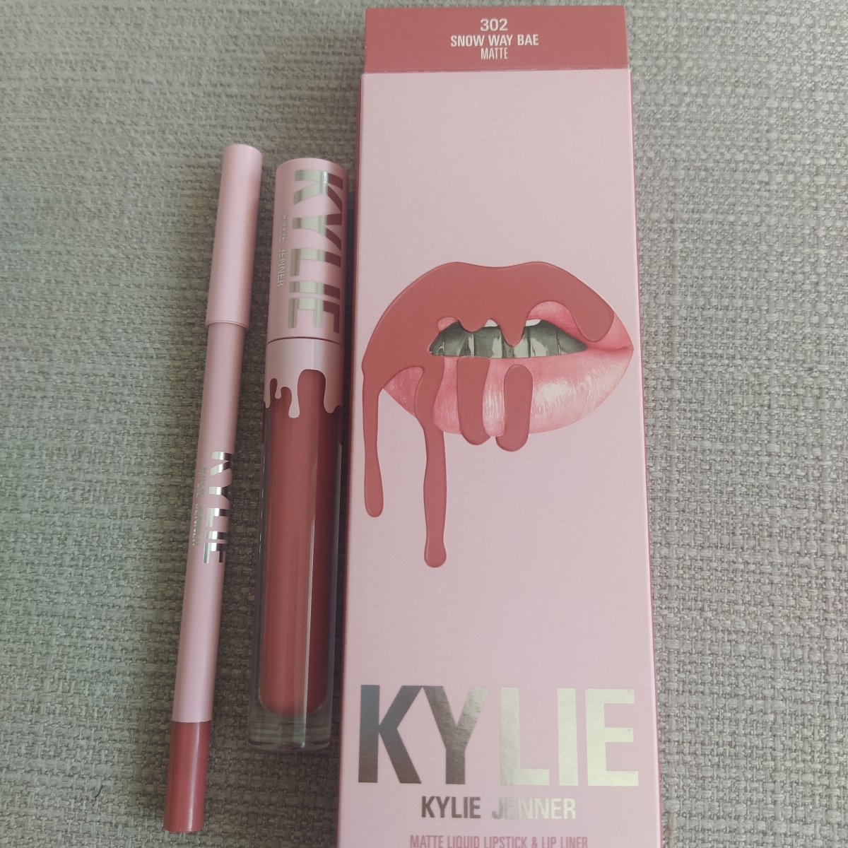 Kylie Cosmetics Snow Way Bae Matte Lip Kit Review | abillion