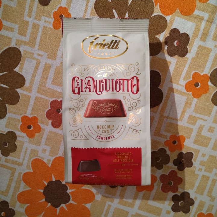 photo of Feletti Gianduiotto Fondente 25% Nocciole shared by @jollyroger on  22 Nov 2021 - review