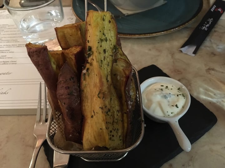 photo of Ao 26 - Vegan food project Potatoes Fries with homemade mayonnaise shared by @maggie on  22 Mar 2019 - review