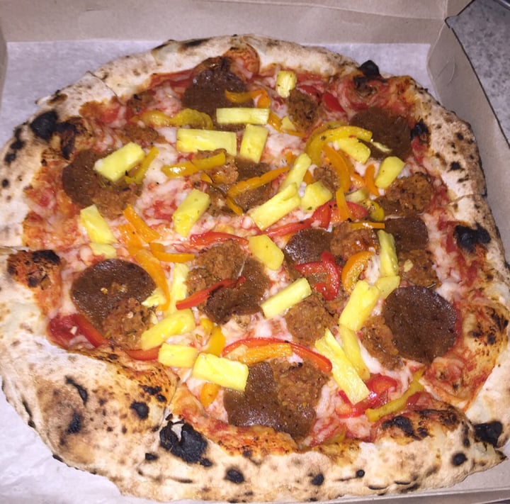 review photo of Floralia Pizza shared by @belizegirl16 on 30 Jan 2020 - review