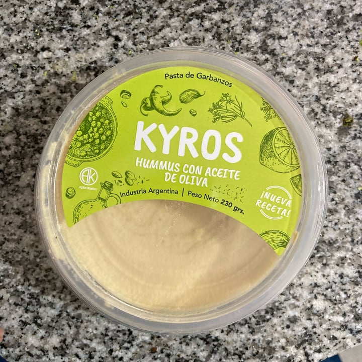 photo of Kyros Hummus con Aceite de Oliva shared by @berevigna on  12 Oct 2021 - review