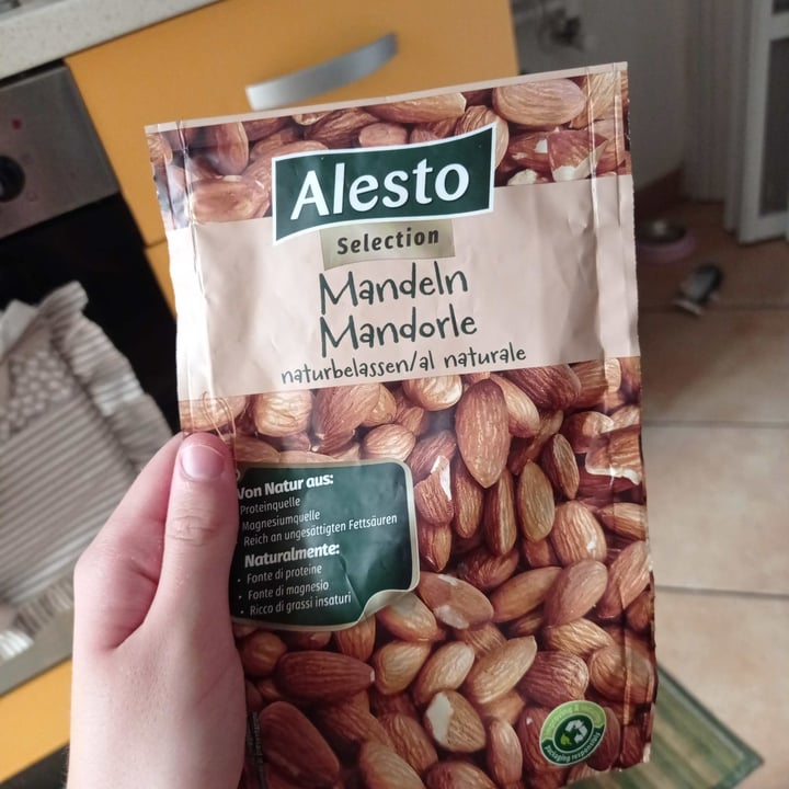 review photo of Alesto Mandorle shared by @vegangiorgy on 05 Aug 2022 - review