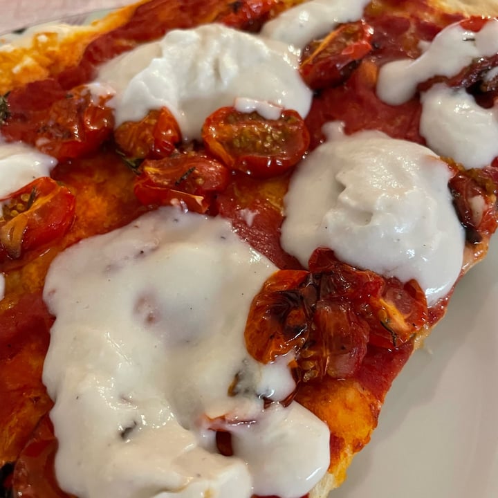 review photo of Il CashewFicio Alternativa vegetale allo stracchino shared by @letiziatremolada on 22 Oct 2022 - review
