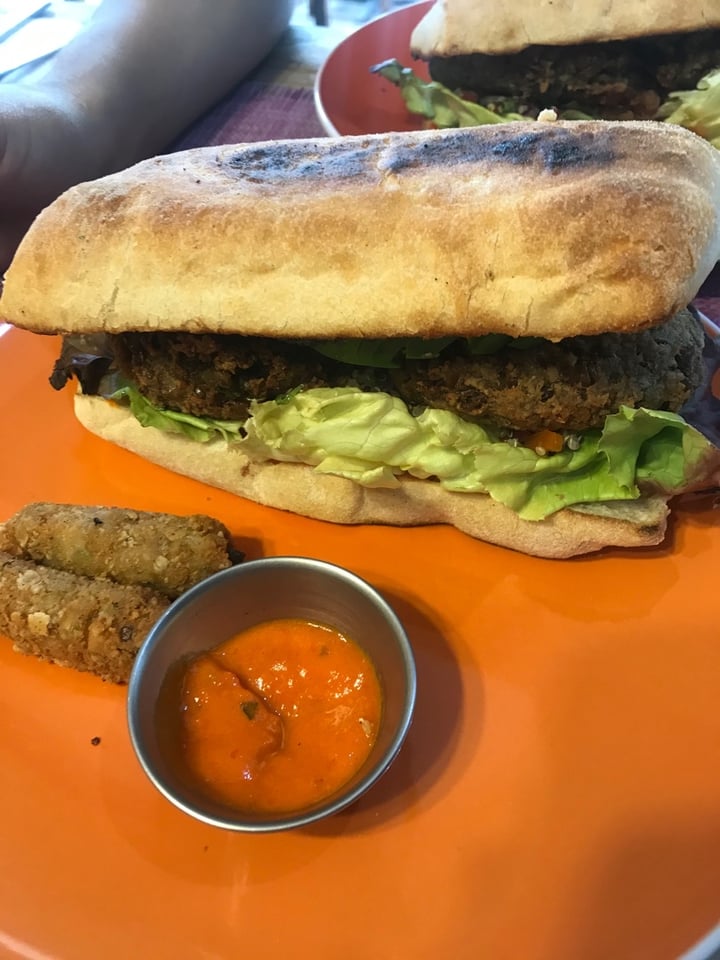 review photo of Romeo sin Julieta Sándwich Vegan shared by @mevistodenegro on 24 Jan 2020 - review