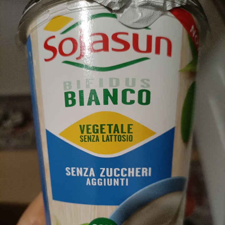 photo of Sojasun Yogurt Bifidus Bianco 400g shared by @lacri88 on  27 Nov 2022 - review