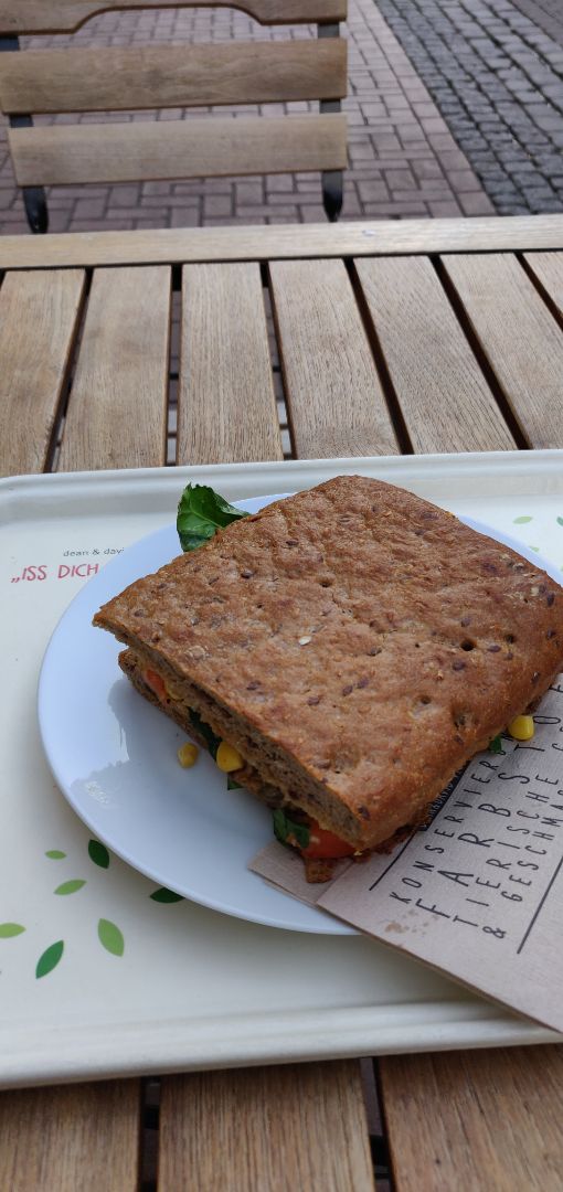 review photo of dean&david Dusseldorf Grilled Vegan shared by @nuls on 04 Mar 2020 - review