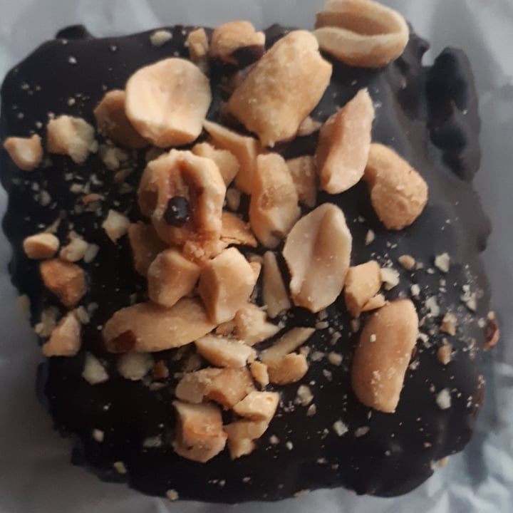 photo of veganopolis Alfabrownie shared by @avocatto on  21 Feb 2021 - review