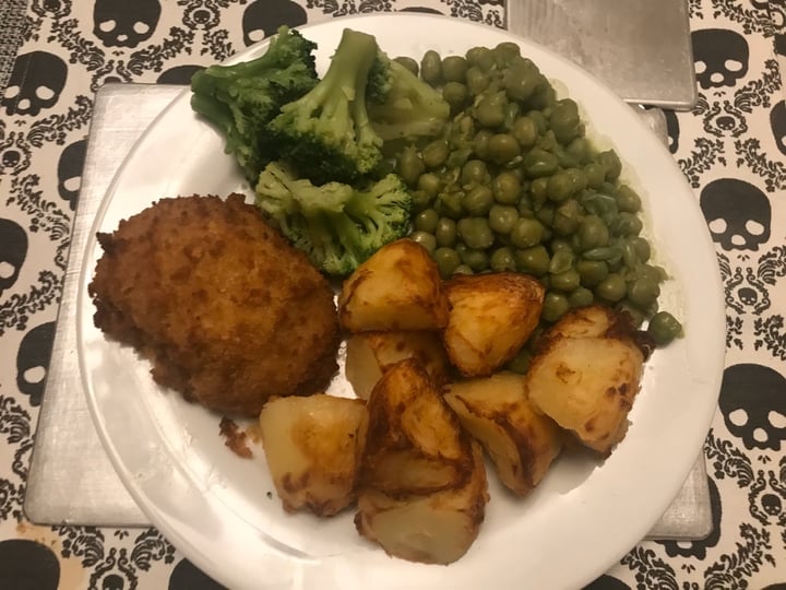 photo of Plant Kitchen (M&S) No chicken kiev shared by @xgemmax on  08 Jan 2020 - review