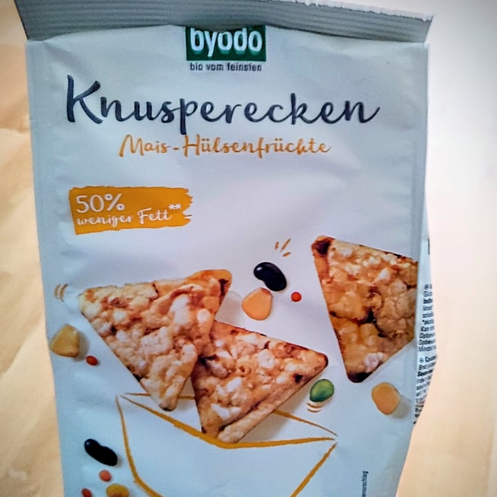 photo of Byodo knusperecken | corn crisps with legumes & salt shared by @bubi-the-bear on  14 Dec 2021 - review