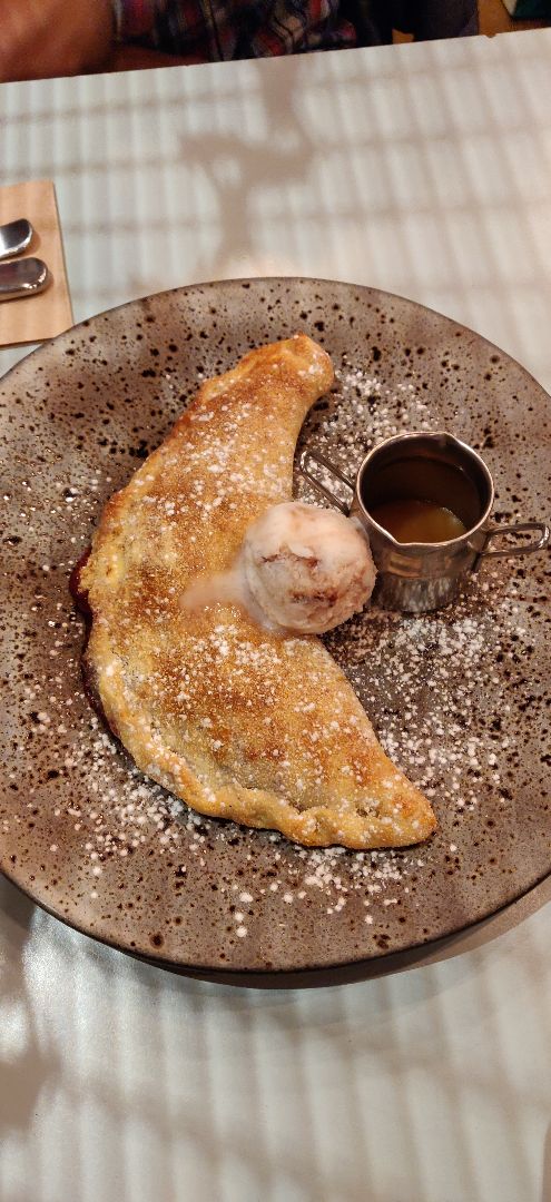 photo of Zizzi Dundrum Plumb Calzone shared by @victoriapalero on  27 Nov 2019 - review