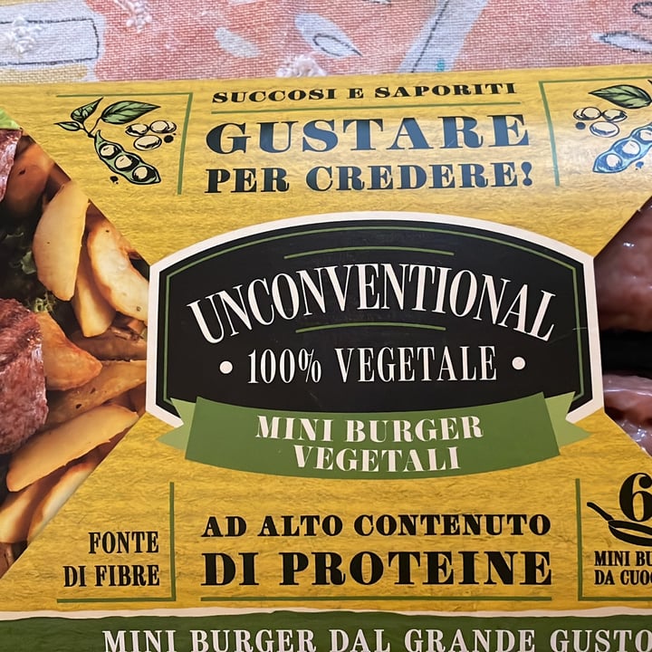 review photo of Unconventional Plant Based Mini Burger shared by @ceciromito on 03 Dec 2021 - review