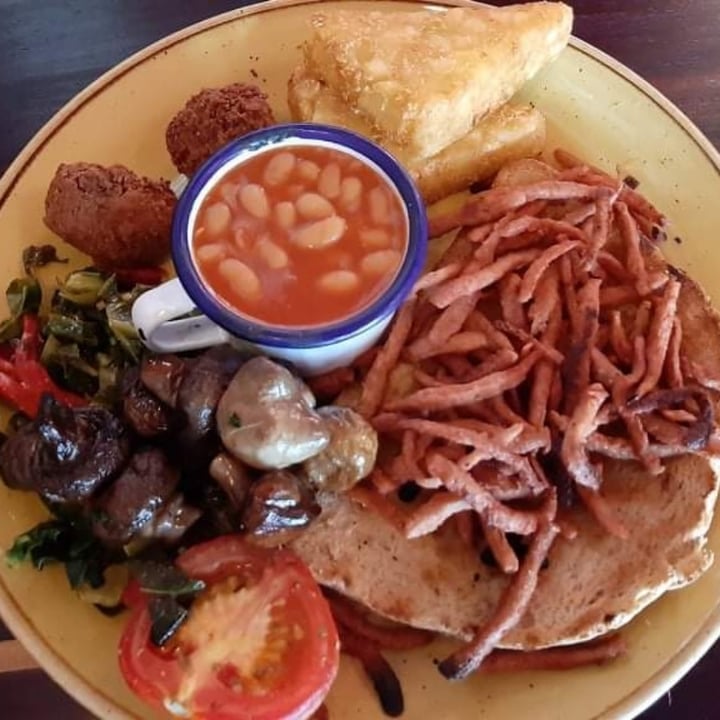 review photo of Conto Lounge The Full Vegan Breakfast shared by @pixiechick on 01 Oct 2021 - review