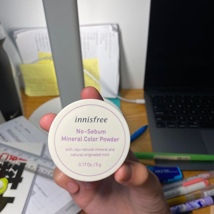 review photo of Innisfree no-sebum mineral colour powder shared by @letitialiow on 27 Aug 2020 - review