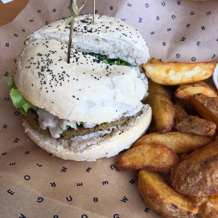 photo of Flower Burger Tofungo shared by @erika00 on  20 Aug 2020 - review