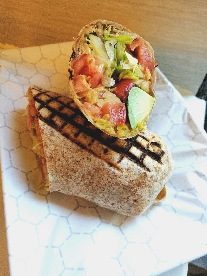 photo of Terri Hummus & Avocado wrap shared by @foodyogi on  13 Aug 2019 - review