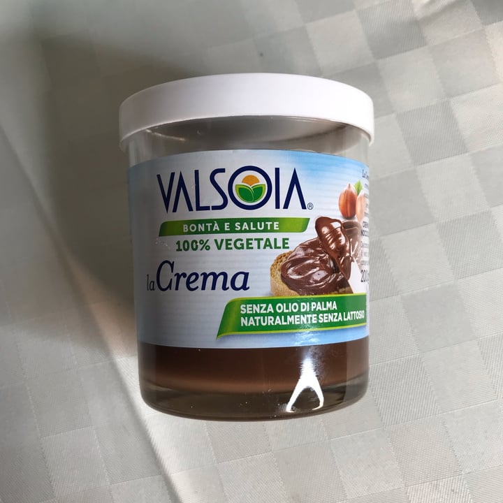 review photo of Valsoia Crema alla nocciola shared by @valemontagna on 13 Apr 2022 - review