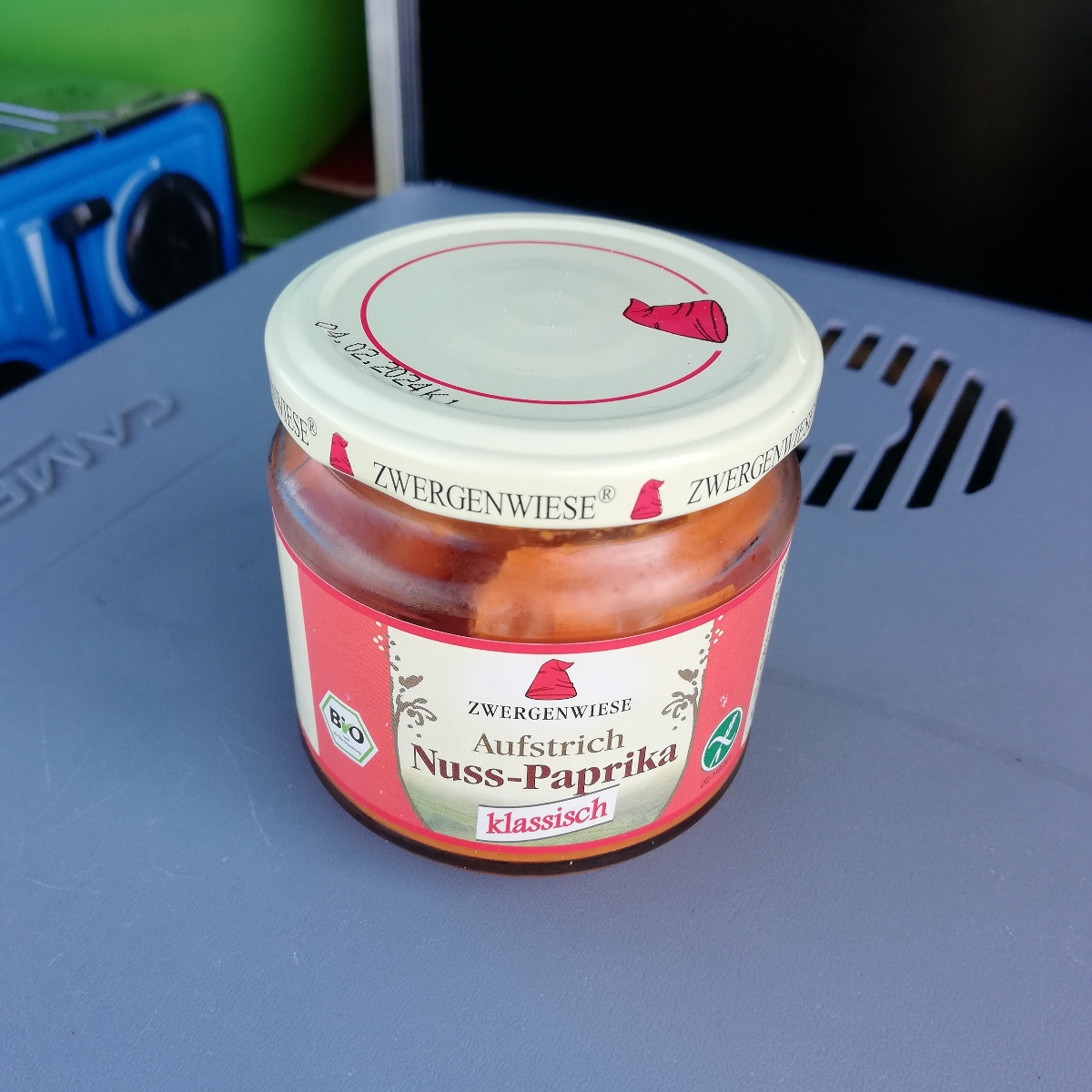 Aufstrich Nuss-Paprika from Zwergenwiese - Vegan Product Reviews ... Aufstrich Nuss-Paprika from Zwergenwiese - Vegan Product Reviews ...