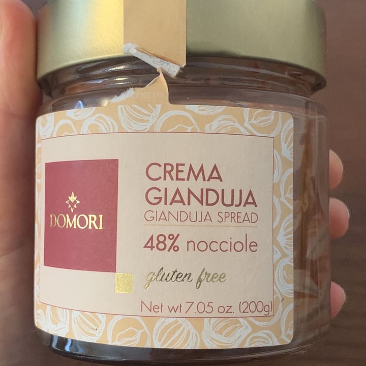 photo of Domori Cioccolata Al Gianduia shared by @theveganapple on  08 Dec 2021 - review
