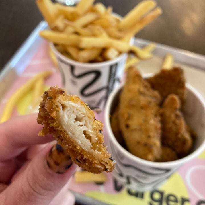 photo of The Vurger Co Canary Wharf Crispy Dippers shared by @allywally on  22 May 2021 - review