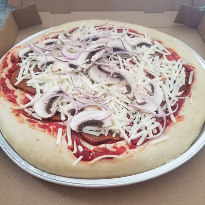 review photo of Vedge Cafe U-bake Pepperoni Pizza shared by @amestar00 on 03 Apr 2021 - review