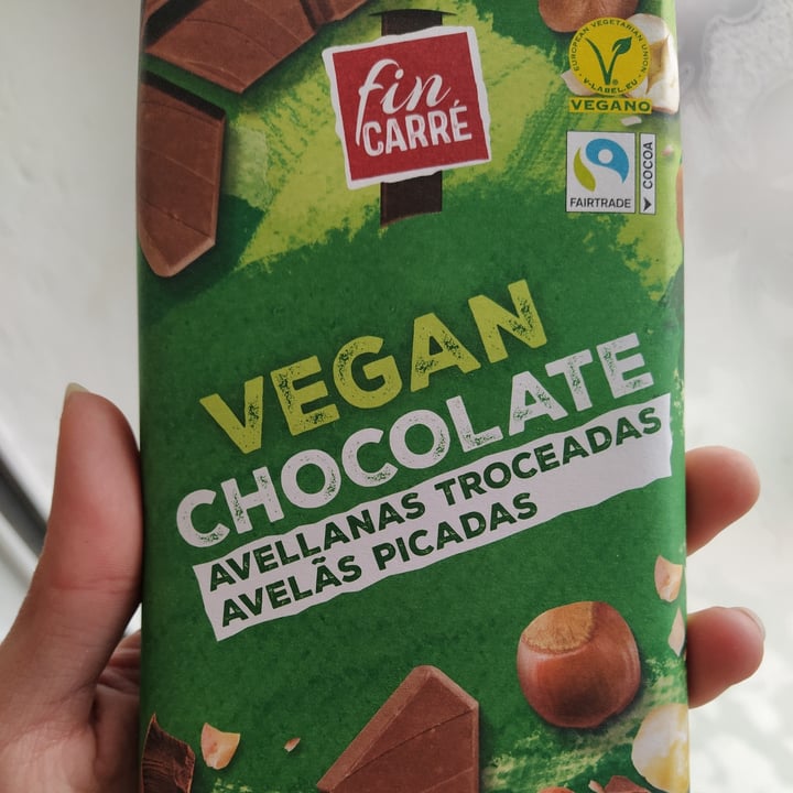 review photo of Fin CarrΓ© Chocolate con avellanas troceadas shared by @sanmeh on 08 Mar 2022 - review