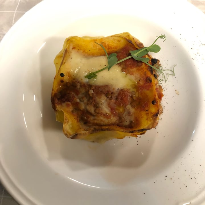 photo of Il Cardo e L'Ortica Lasagna Al Ragù Di Lenticchie shared by @vege-et-al on  07 Nov 2022 - review