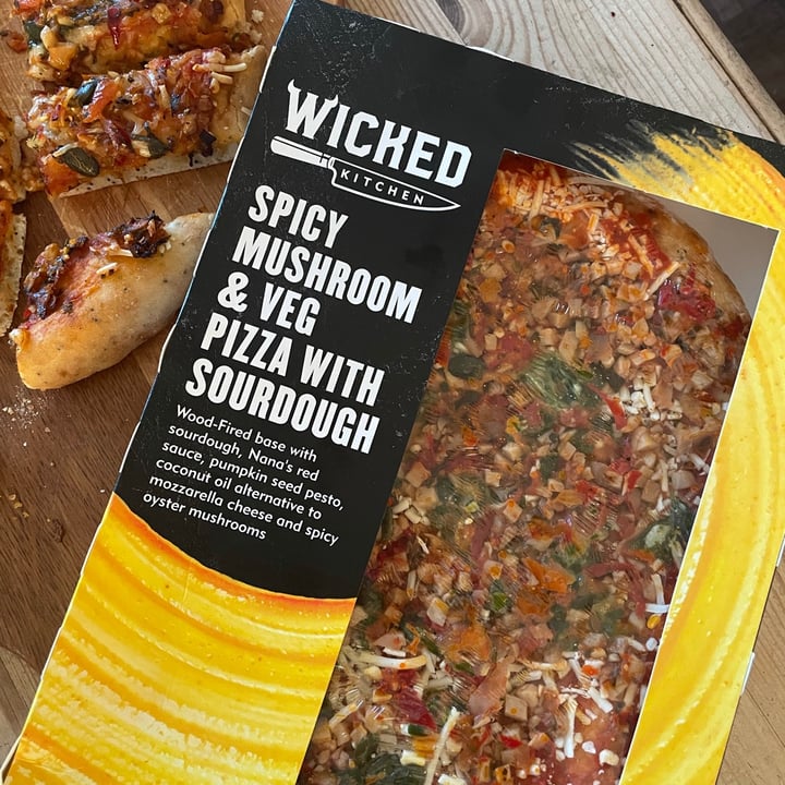review photo of Wicked Spicy mushroom and veg sourdough pizza shared by @roxyvulpes on 07 Jul 2021 - review