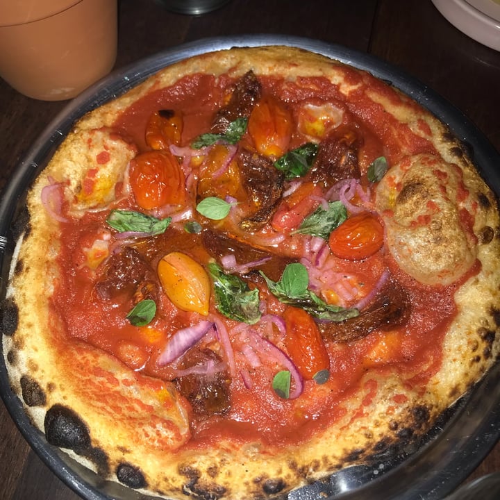 photo of YERMO Pizza shared by @lusomoza on  17 Nov 2021 - review