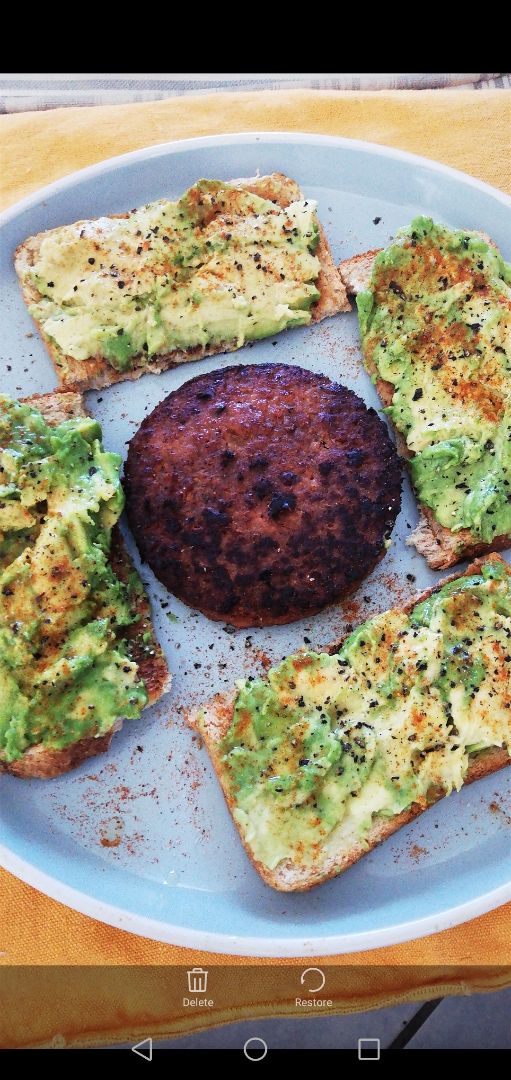 review photo of Herbivore Plant Based Burger Patties shared by @universeobserver on 27 May 2020 - review