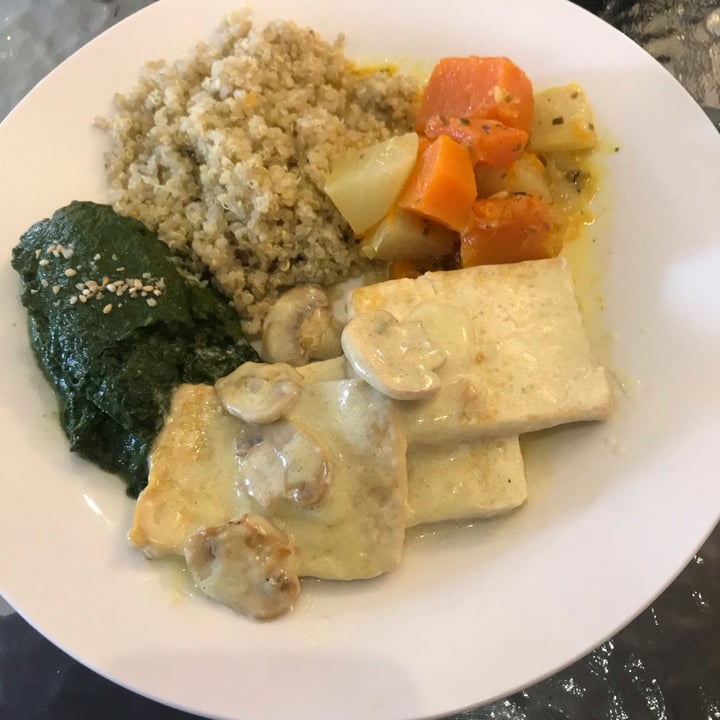 photo of O Bosque Bifinhos de Tofu e Cogumelos shared by @trianglewalker on  20 Dec 2020 - review