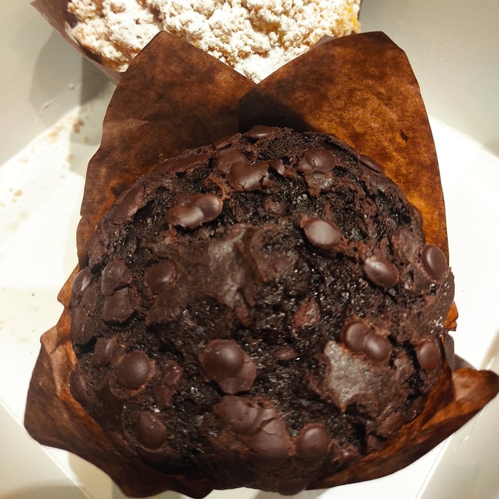 photo of Food Lover’s Market Chia & Choc Muffin shared by @anxietea on  29 May 2021 - review