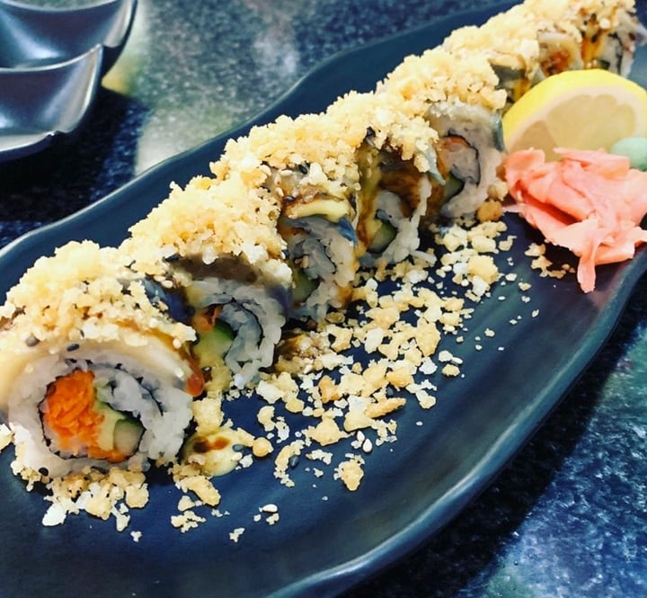 photo of Chef Kenny’s Asian Vegan Crunchy Roll shared by @plantbasedbear on  16 Apr 2020 - review