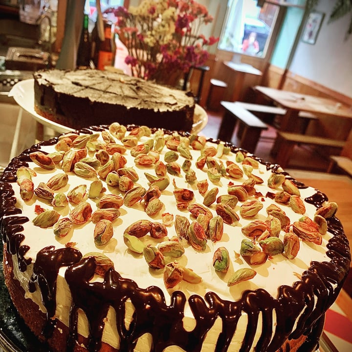 review photo of Viva Chapata Tarta de pistacho shared by @otromodo on 30 Apr 2021 - review