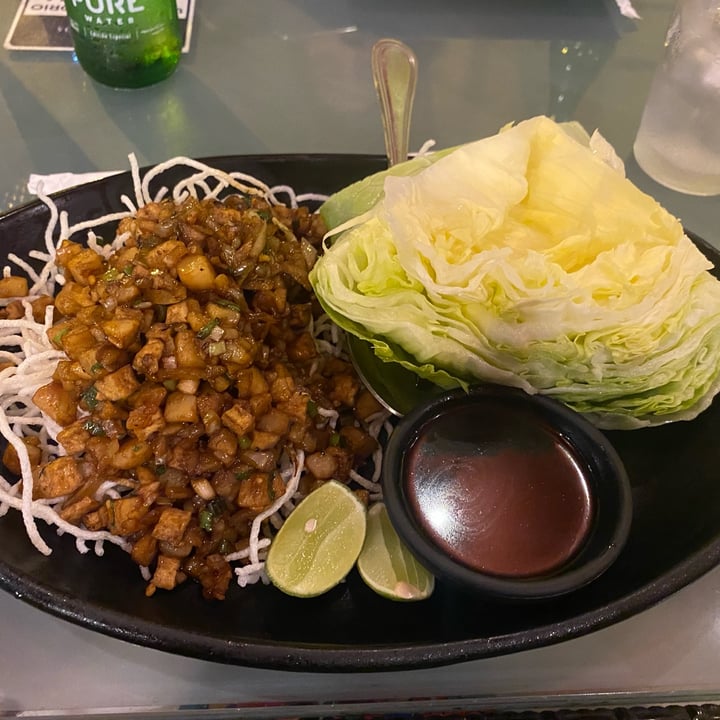 review photo of P.F. Chang’s Ecuador Vegetarian Lettuce Wrap shared by @natyfelix on 26 Apr 2022 - review