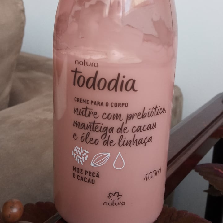 review photo of Natura Creme para o corpo - Noz Pecã e Cacau shared by @luluca on 15 Jun 2022 - review