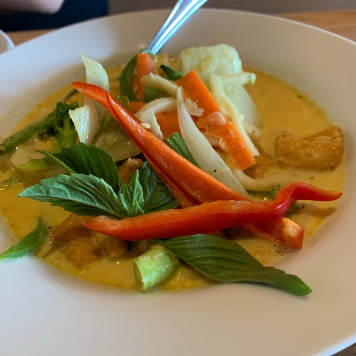 review photo of Ma Now Thai Kitchen V-Yellow curry tofu shared by @shanshan on 13 Dec 2020 - review