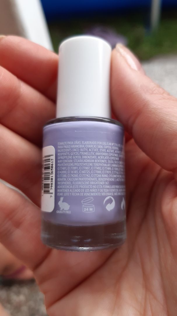 photo of blösst Esmalte Lavanda shared by @azulclarito on  30 Dec 2019 - review