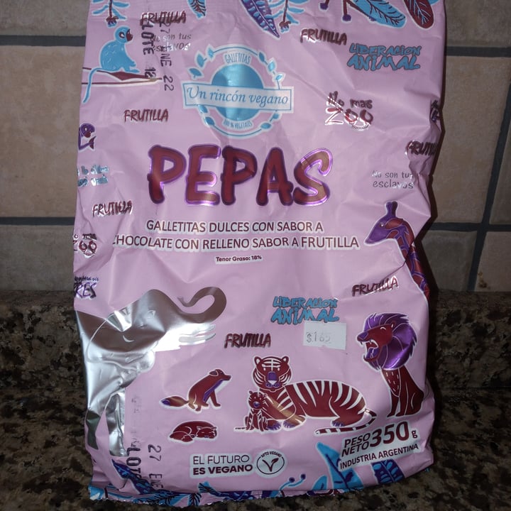 review photo of Un Rincón Vegano Pepas Galletas Dulces con sabor Chocolate con relleno de Frutilla shared by @settleforadraw on 23 Jul 2021 - review