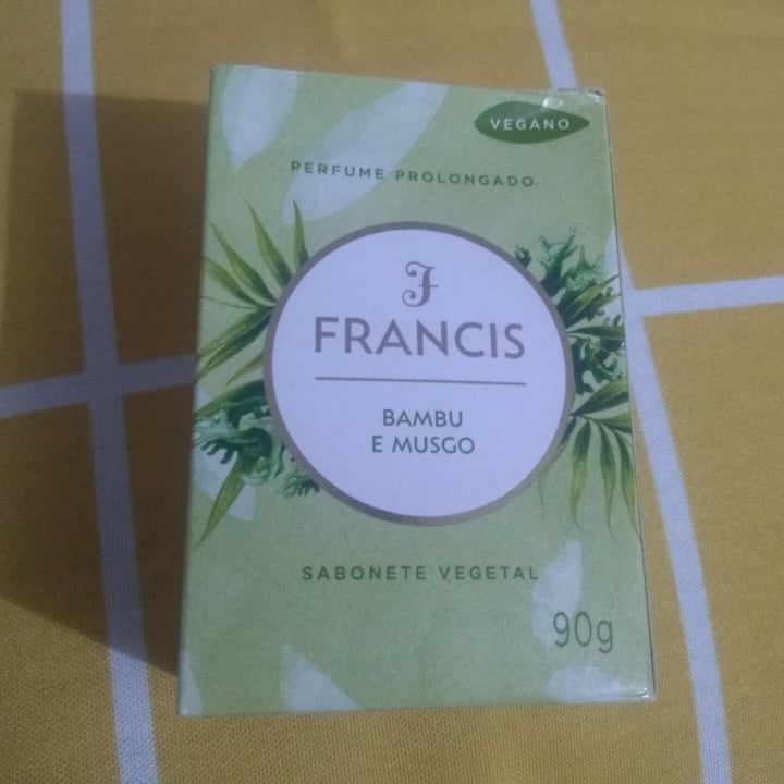 photo of Francis Sabonete Bambu e Musgo shared by @jddenise on  03 Jan 2023 - review