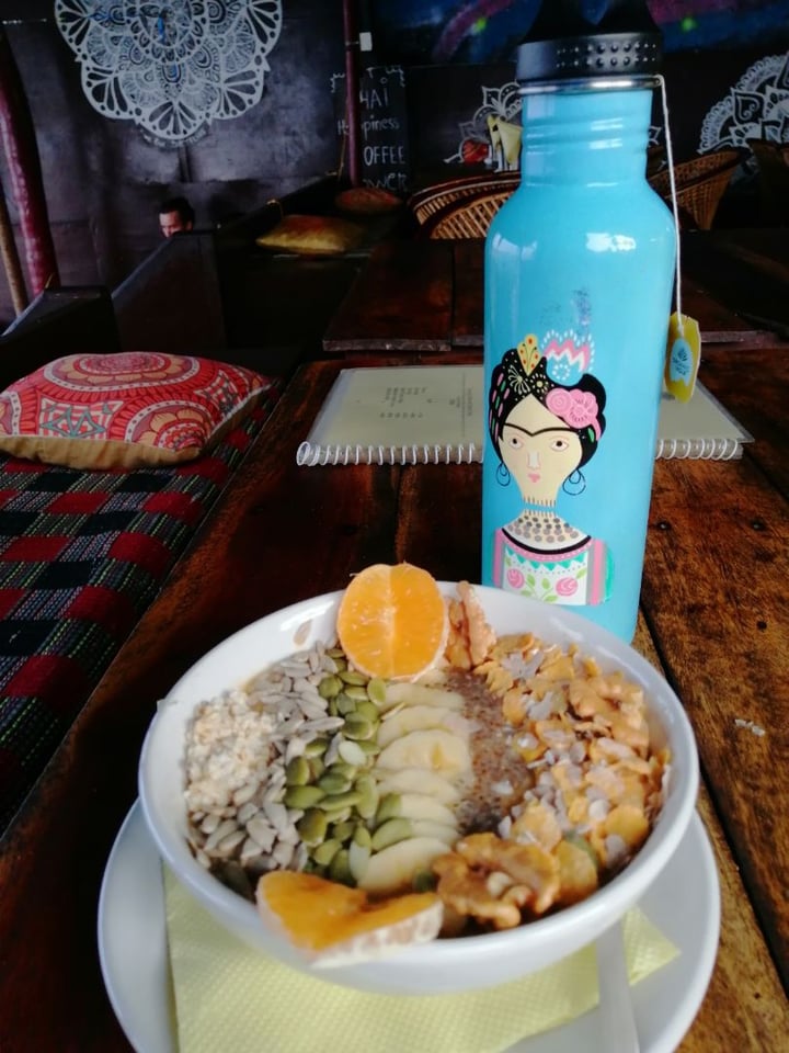photo of puccini lala Eco & wellness resort Smoothie bowl shared by @paulinegrnvegan on  04 Mar 2020 - review