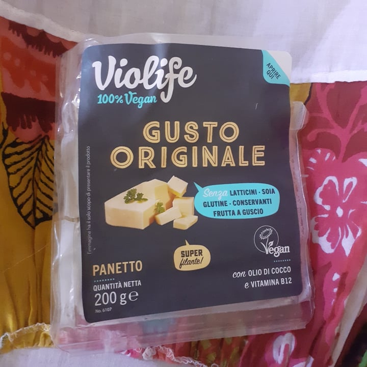 photo of Violife Gusto originale shared by @jolykarin on  19 May 2022 - review