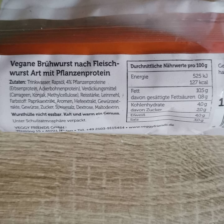 review photo of Veggy friends Brühwurst Nach Fleischwurst shared by @martalamatta on 09 Apr 2022 - review