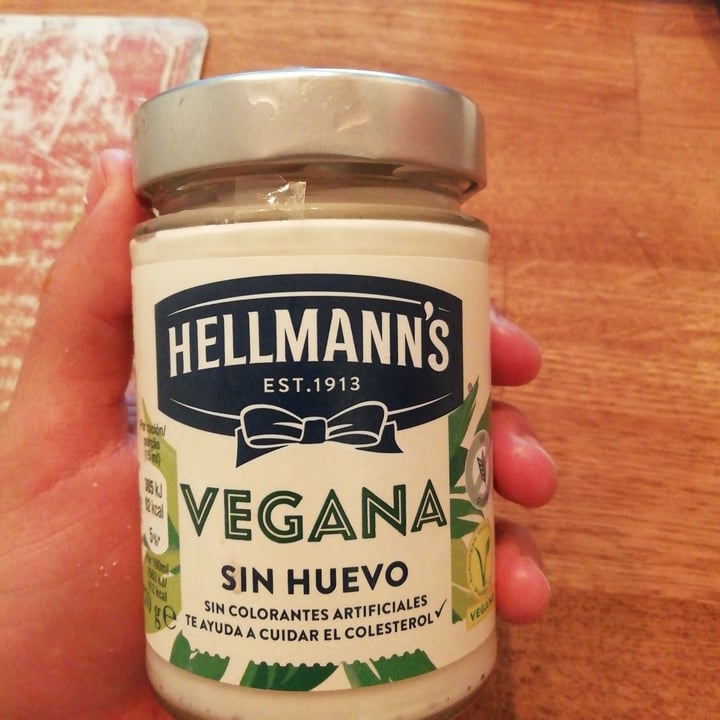 photo of Hellmann’s Hellman’s Vegan Mayonnaise shared by @brunojuarez on  26 Apr 2020 - review