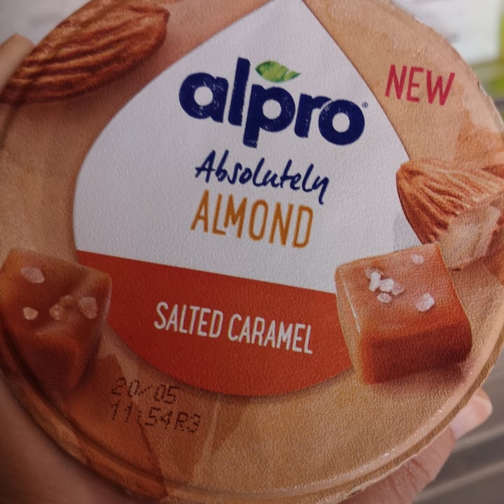 review photo of Natura & Bontà Alpro Almond Salted Caramel shared by @elisabettac on 26 Apr 2022 - review