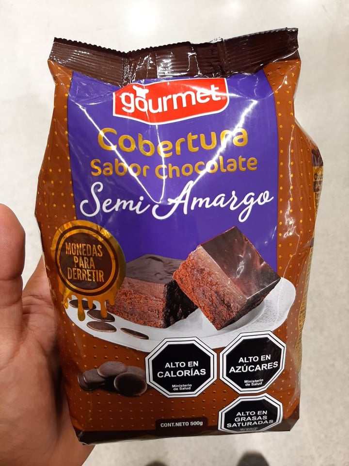 photo of Gourmet. Cobertura Sabor Chocolate Semi Amargo shared by @alets on  20 Feb 2020 - review