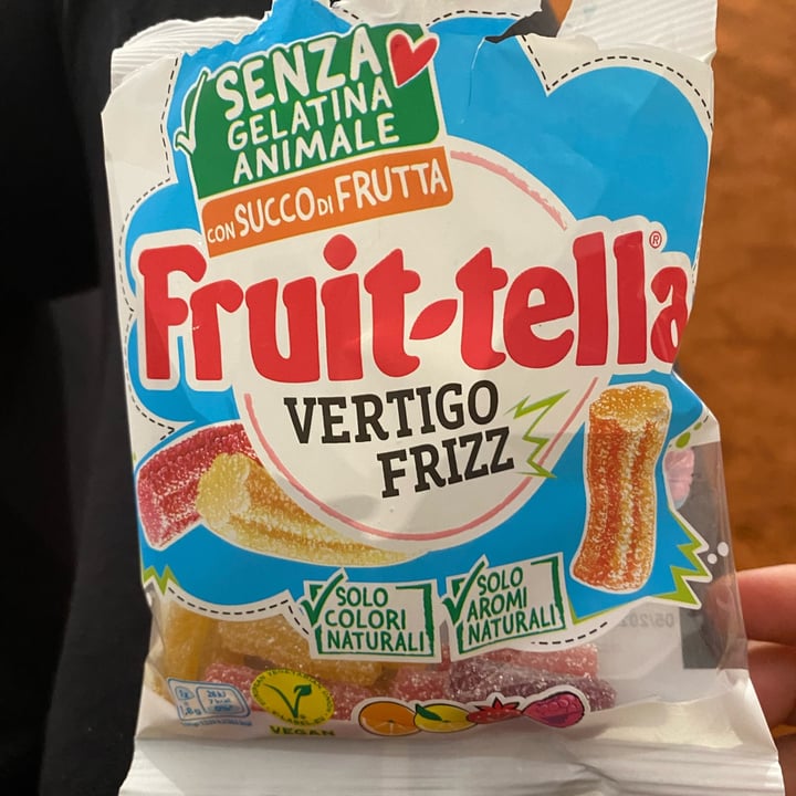 review photo of Fruit-tella Vertigo Frizz shared by @sarafri on 12 Nov 2022 - review