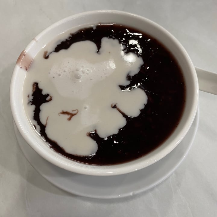 review photo of Tong Shui Desserts Bubur Pulut Hitam (Black Glutinous Rice With Coconut Milk) shared by @minimalisthero on 19 Sep 2020 - review