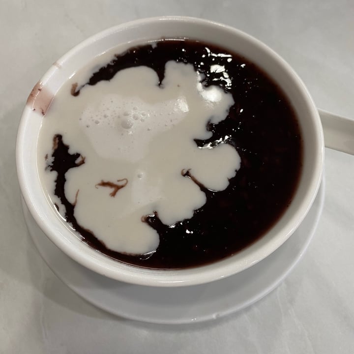 photo of Tong Shui Desserts Bubur Pulut Hitam (Black Glutinous Rice With Coconut Milk) shared by @minimalisthero on  19 Sep 2020 - review