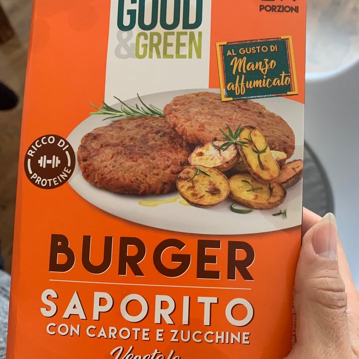 photo of Good & Green Burger saporito con carote e zucchine shared by @catortorella on  27 May 2022 - review
